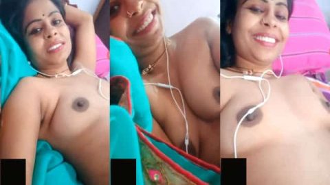 Beautiful Indian wife nude show in bathroom